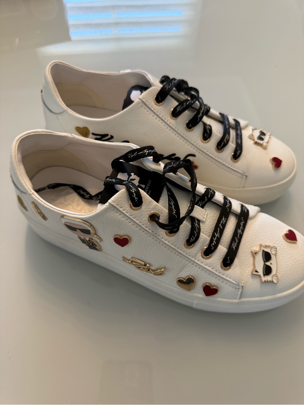 Karl Lagerfeld Sneakers Size 38.5 White Leather K Ikonik Charm Shoes - Picture 4 of 14